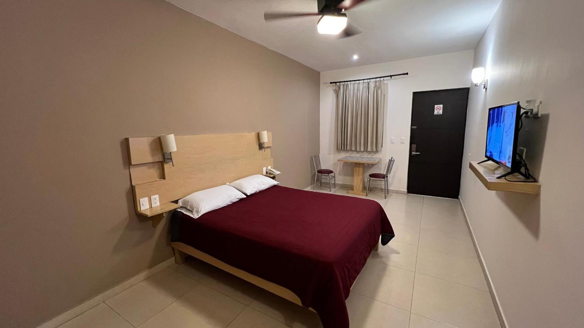 Nova Hotel Cadereyta Jimenez Ngoại thất bức ảnh